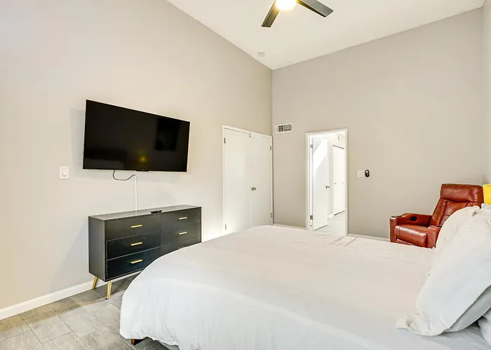 Holiday home Pool Access! Retreat 16 Mi To Dtwn *