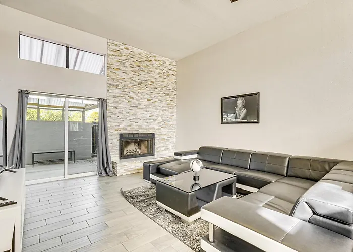 Pool Access! Retreat 16 Mi To Dtwn Holiday home Phoenix